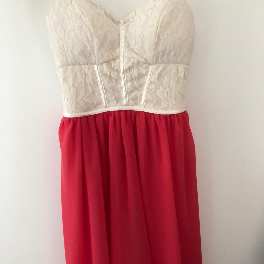 Cute homecoming dress only worn 1 time